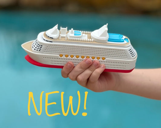 Modern Cruise ship Floating bath/pool toy